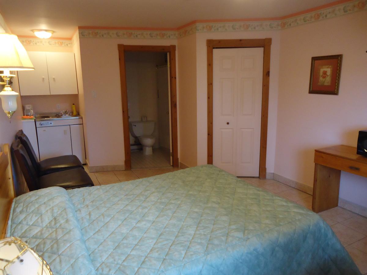 Motel Cote Rivière-du-Loup 外观 照片
